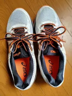 GT-2000 NEW YORK4 27.0 tjg939 asics　　美品