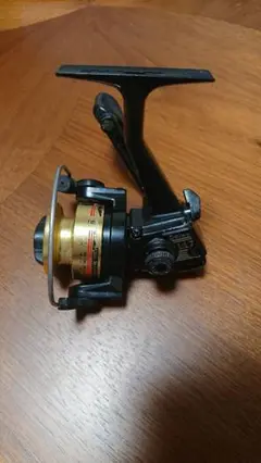 ダイワ UL7 スピニングリール