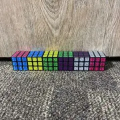 ちっちゃなルービックキューブ