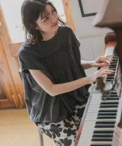 niko and... Tシャツ　 ドッキングギャザープルオーバー