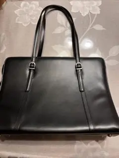 ビジネスバッグ(就活生や社会人向け)