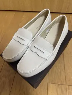 REGAL ホワイト モカシン