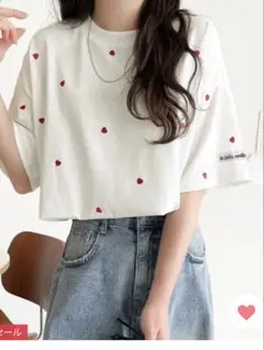 クラシカルエルフ　大人の“可愛い”をプラス。ミニハート刺繍Tシャツ