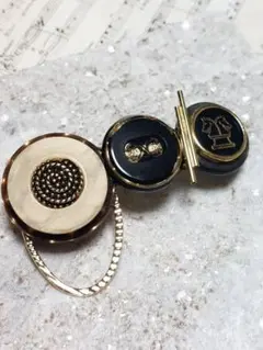 【一点物】⑤ボタンバレッタ