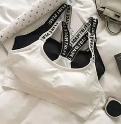 Item thumbnail for item b6083542-e3d4-4312-b0f8-d3f2587a48d4