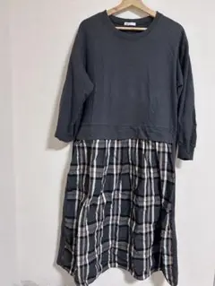 CRAFT 黒の長袖ワンピース チェック柄スカート付き
