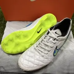 NIKE Tiempo Legend Ⅴ HG-E 25cm