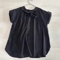 ブラックリボン付き半袖シャツ Mサイズ
