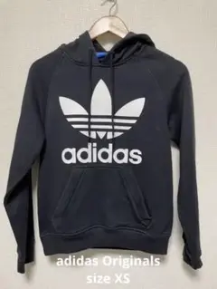 adidasオリジナルスパーカー