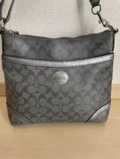 COACH F18400 シグネチャー ショルダーバッグ
