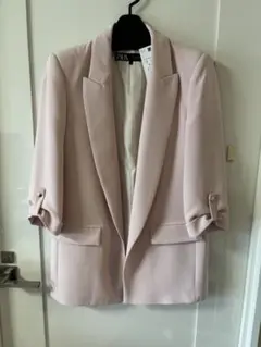 【新品未使用】ZARA 薄ピンク テーラードジャケット S( Mサイズ相当)