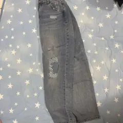 ライトブルーダメージデニムパンツ