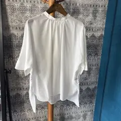【美品】ロートレアモン　シアーブラウス　バックボタン付き