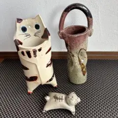 【再値下げ】猫ちゃん大好き3点セット　陶器置き物　一輪挿し　ペン立て　小物