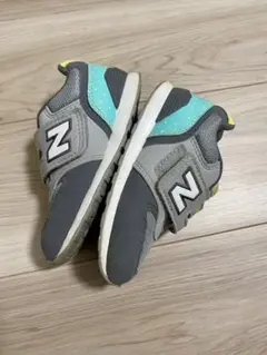 New Balance 996 スニーカー グレー/イエロー