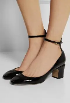 新品 VALENTINO タンゴ パンプス ブラックパテント 36