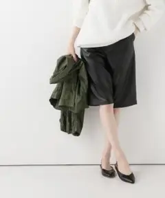 【美品】フレームワーク / フェイクレザー ハーフパンツ 黒 40