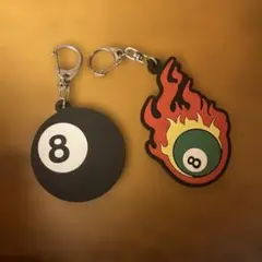 8ボールキーホルダー　カラビナ