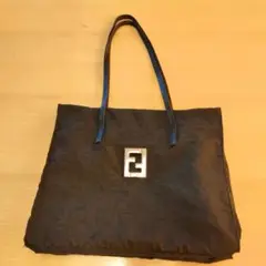 FENDIトートバッグ
