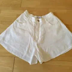 ザラキッズホワイトキュロットショートフレアパンツ　150