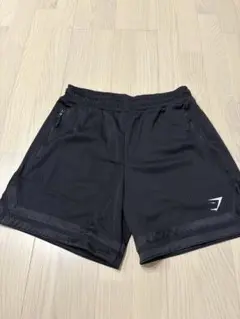 gymshark ジムシャーク　ショートパンツ