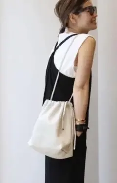 【CELERI/セルリ】 Medium Pouch クラッチ バッグ チェーン付