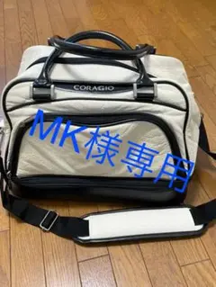 CORAGGIOゴルフバック 下にシューズ入れ