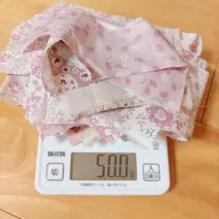 リバティ　はぎれ　約50g 40種類ほど　タナローン　カットクロス　匿名