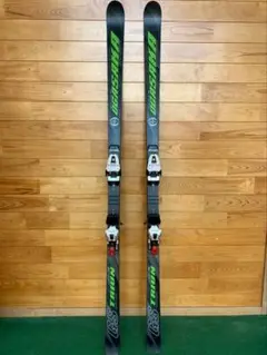 オガサカ OGASAKA トライアン TRIUN GS30 188cm R30