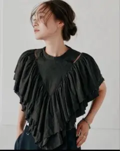 Hella volume ruffle tops