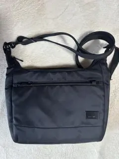 美品 pacsafe パックセーフ シティーセーフ CS100