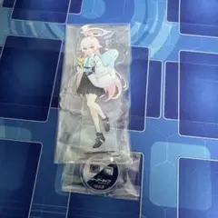 ブルアカアニメイトカフェアクリルスタンド　小鳥遊ホシノ