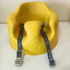Bumbo バンボ　ベビーチェア イエロー　安全ベルト付き　【訳あり】ひび割れ有
