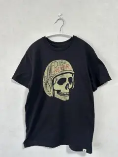 IRON AND RESIN（アイアン＆レジン）スカルデザイン ブラックTシャツ