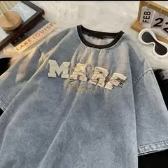 ストリート ロゴ入りデニムTシャツ