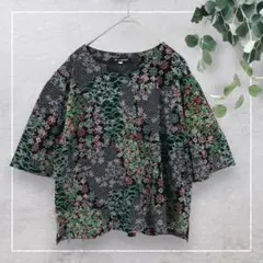 【KF.Lugano】花柄刺繍ブラウス 総柄　フラワープリント　カットソー　黒