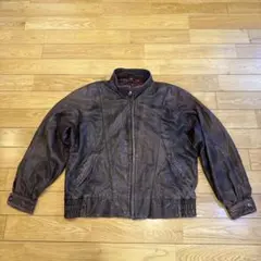 Item thumbnail for item 15d04cfc-c064-474e-9b9c-7c34f90063db