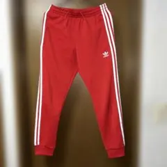 adidas トラックパンツ　レッド　Mサイズ
