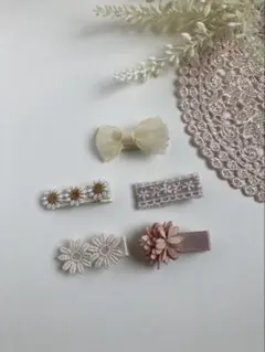 ベビー　ヘアクリップ