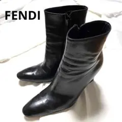 ★大人気★FENDI ブーツ 23cm ブラック