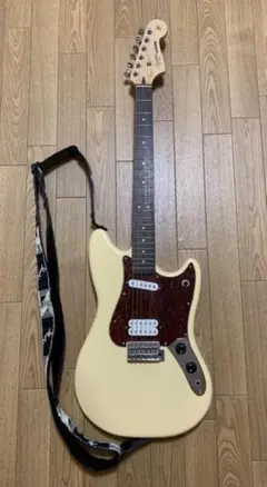 エレキギター【Squire(スクワイヤー) Cyclone】