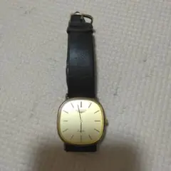 Longines ロンジン スクエアフェイス ゴールド 腕時計 クォーツ