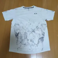 テニスウェアOAKLEY メンズTシャツ Mサイズ