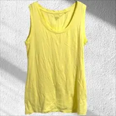 ユニクロ ノースリーブ タンクトップ スクープネック レーヨン混 とろみ 無地