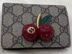 GUCCI 二つ折り財布 さくらんぼ チェリー
