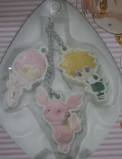 ➕その向こうの向こう側➕　キーホルダー