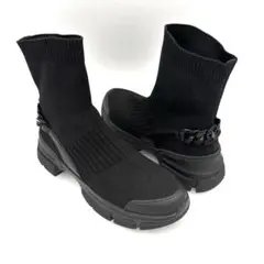 Item thumbnail for item fff6b3e4-ba43-41ae-a693-3989a34a5d17