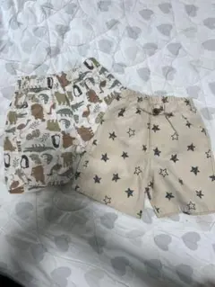 【美品】恐竜柄と星柄のショートパンツセット 80㎝