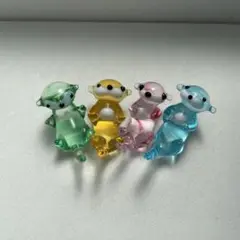 カラフルガラス製ラッコフィギュア4体セット