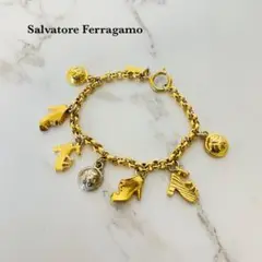 サルヴァトーレ フェラガモ Ferragamo ゴールド チャーム ブレスレット
